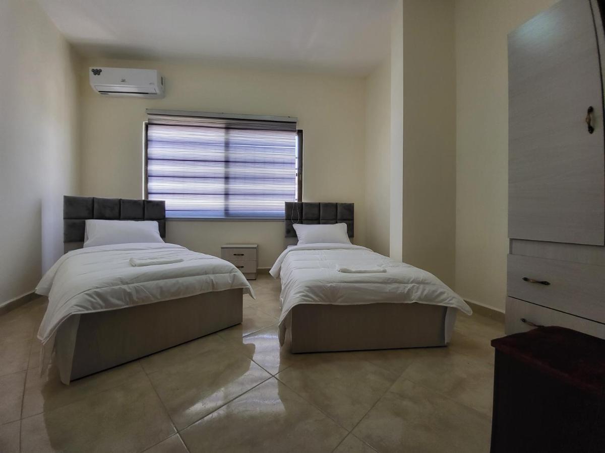 Ibn Kathir Apartment Madaba Kültér fotó