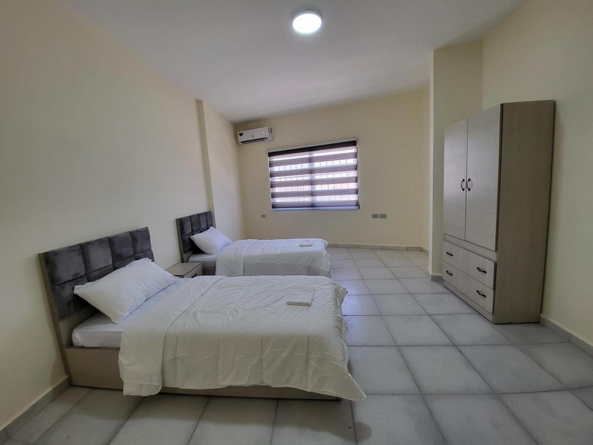 Ibn Kathir Apartment Madaba Kültér fotó