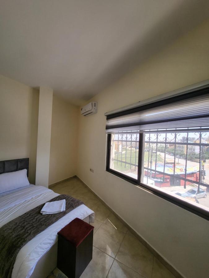 Ibn Kathir Apartment Madaba Kültér fotó