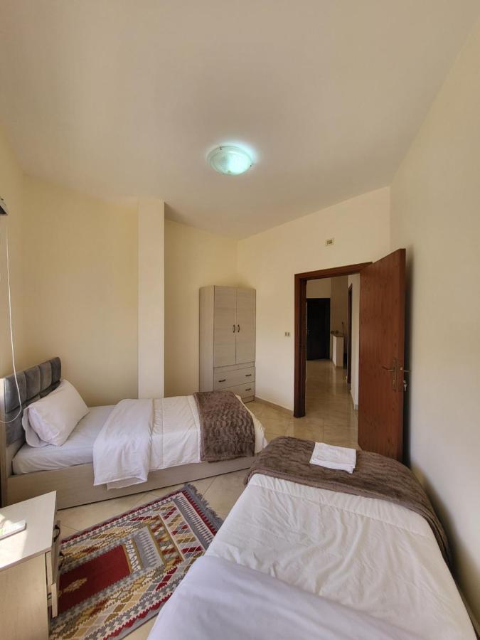 Ibn Kathir Apartment Madaba Kültér fotó